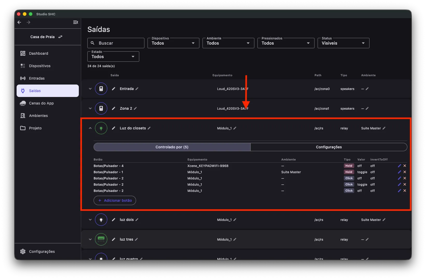 Saída expandida com as abas Controlado por e Configurações